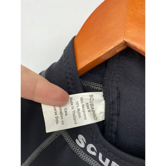 SCUBAPRO SCUBA PRO LIGHTWEIGHT THIN NEOPRENE 0.5MM TPF 18 DIVING SUIT SIZE SMALL - Picture 3 of 5